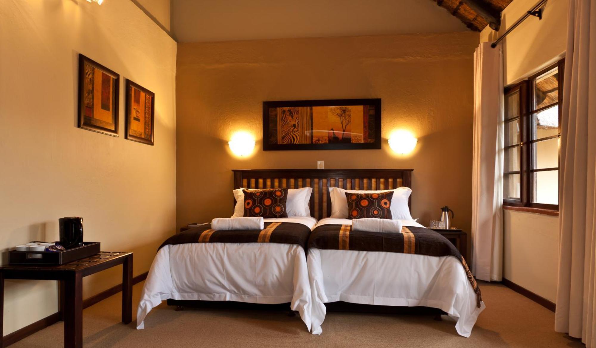 Hotel Numbi & Garden Suites Hazyview Esterno foto