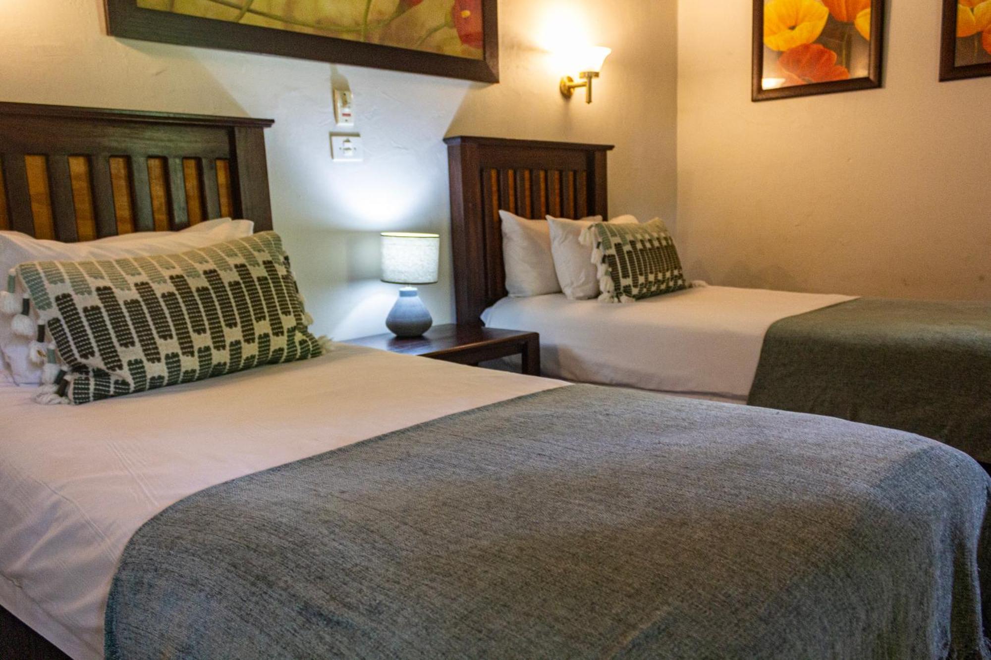 Hotel Numbi & Garden Suites Hazyview Esterno foto