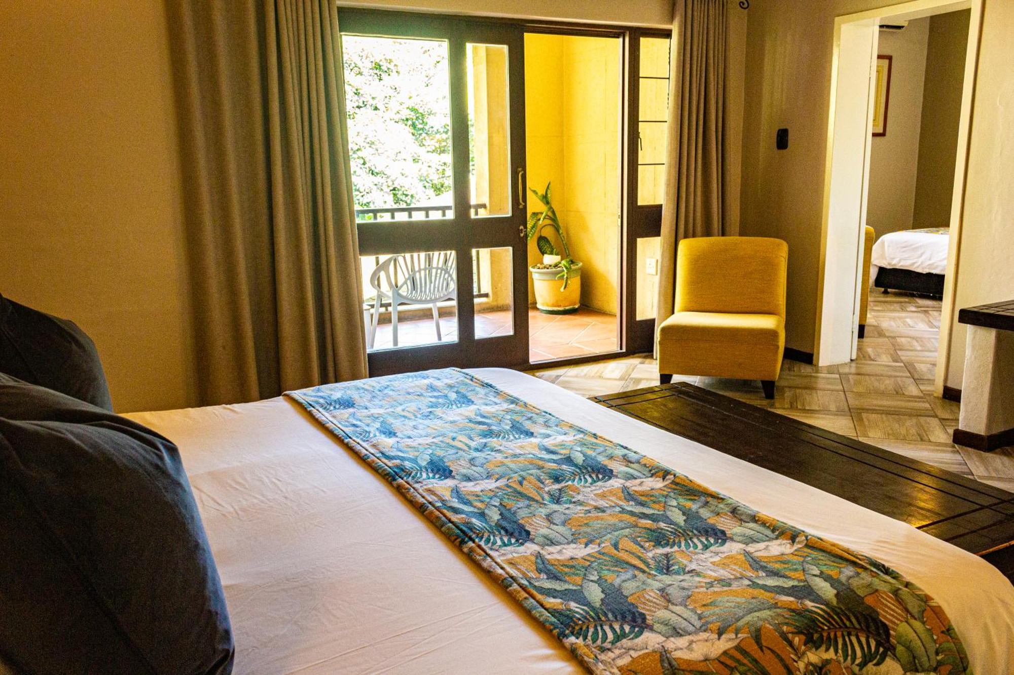 Hotel Numbi & Garden Suites Hazyview Esterno foto