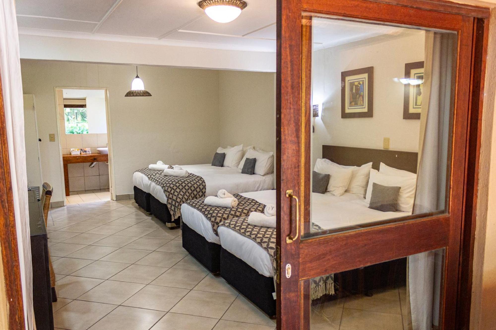 Hotel Numbi & Garden Suites Hazyview Esterno foto